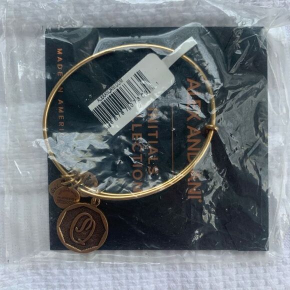 Alex and Ani | Q Initial Charm Bracelet - Picture 1 of 5